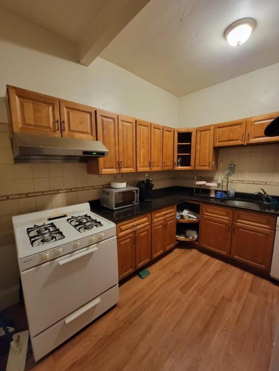 Esjacpe Guest House Бостон Экстерьер фото