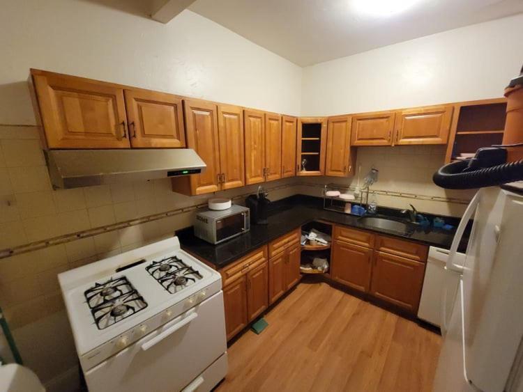 Esjacpe Guest House Бостон Экстерьер фото